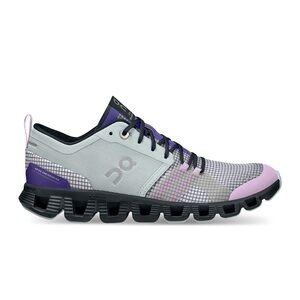 Women’s OnCloud Running X Shift SZ 8
